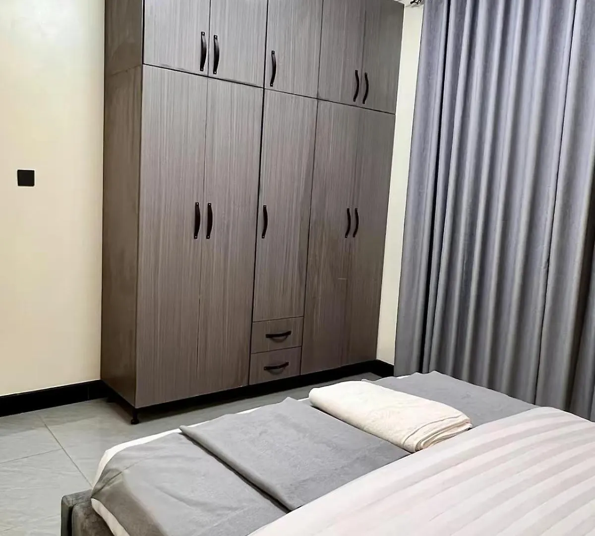 Διαμέρισμα Lee Executive Suite8 Καμπάλα